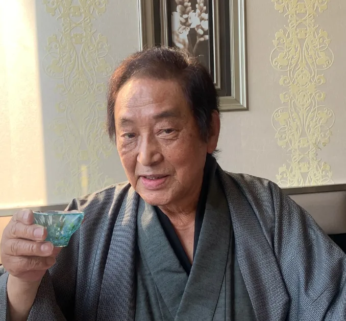 宮内洋の妻・さと子の年齢や画像と結婚の馴れ初めから息子・宮内泰介の現在まで