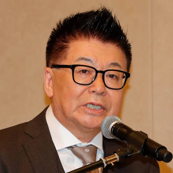 生島ヒロシの妻の病気の噂と家族の支え｜認知症説や入院情報を整理