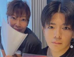 飯島直子の息子35歳の真相とは？デマの発端と噂が広まった理由を徹底解説