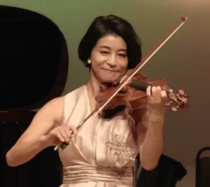 高嶋ちさ子の年収を多角的に検証【比較・生活・家族】