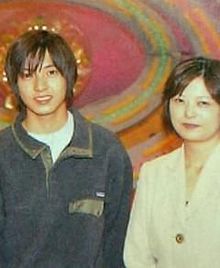 母子家庭で育った山下智久｜離婚後の生活と母への感謝エピソード